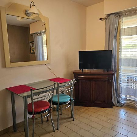 Appartement Angela Golfe-Juan Bagian luar foto