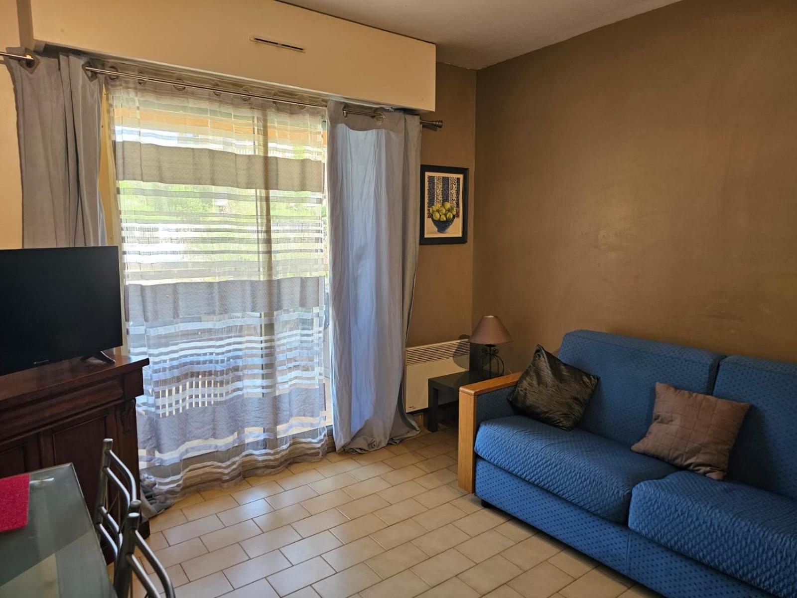Appartement Angela Golfe-Juan Bagian luar foto