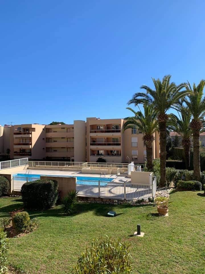 Appartement Angela Golfe-Juan Bagian luar foto